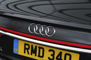 Audi A8 L 60 TFSI e Quattro 2020 года  (UK)
